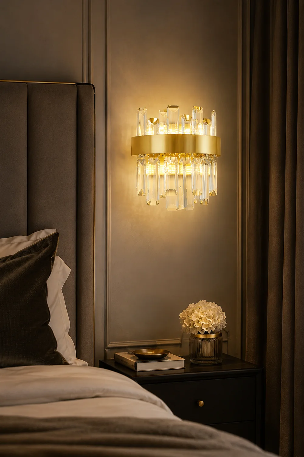 Crystal Statement Wall Lamp - Lumpaz