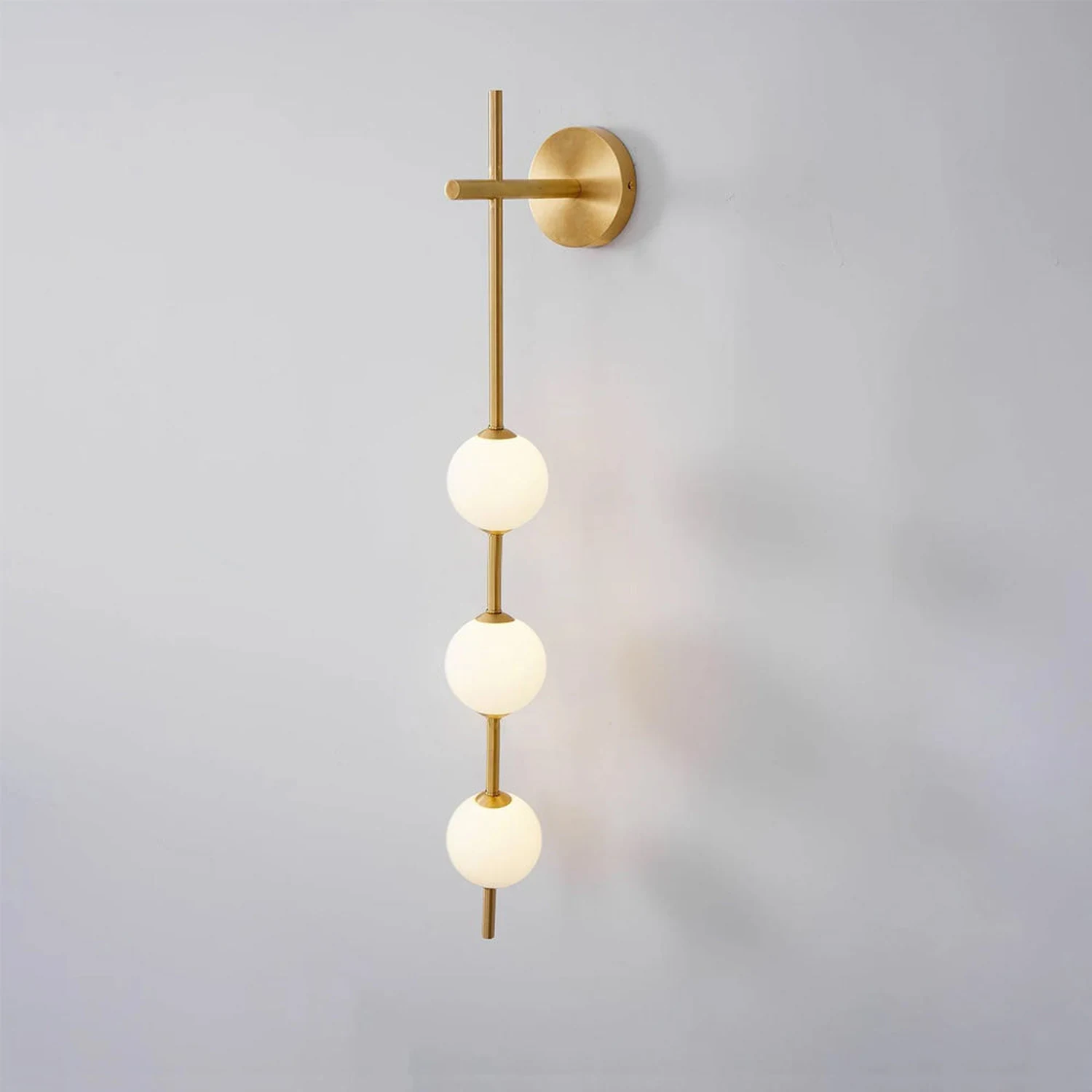 Vertical Globe Wall Lamp - Lumpaz