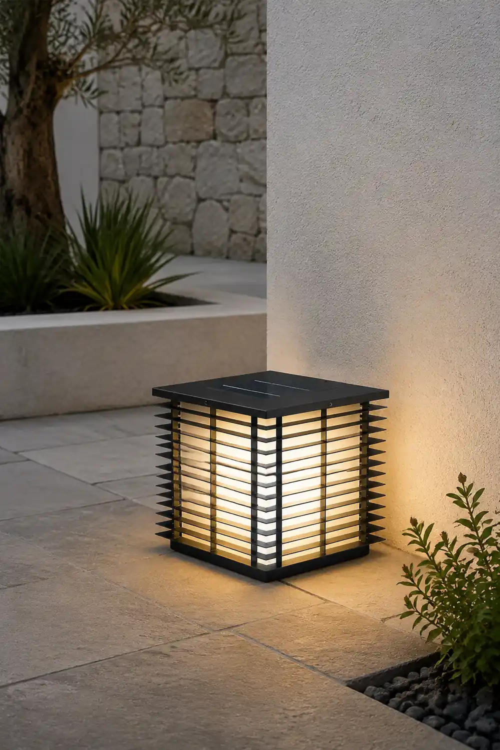 Dojo Lantern Outdoor Lamp With Solar Panel - Lumpaz