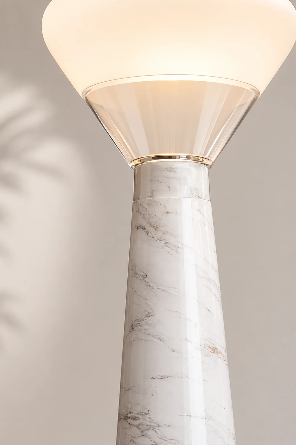 Bella Glass Floor Lamp - Lumpaz