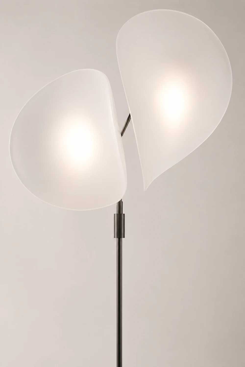 Manta Floor Lamp - Lumpaz