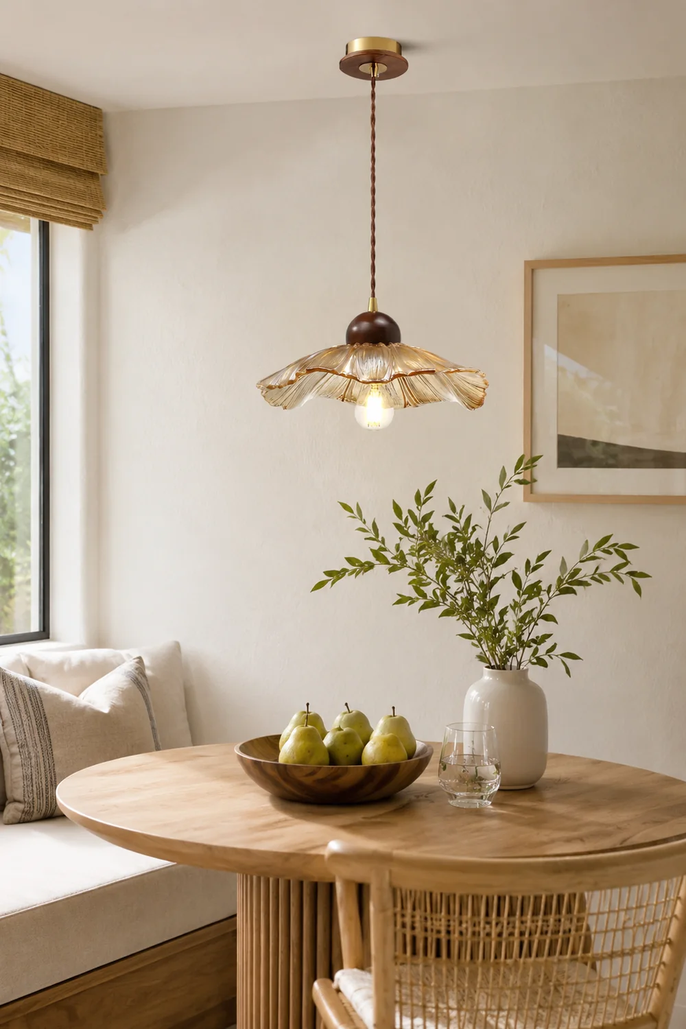Scalloped Floral Pendant Lamp - Lumpaz