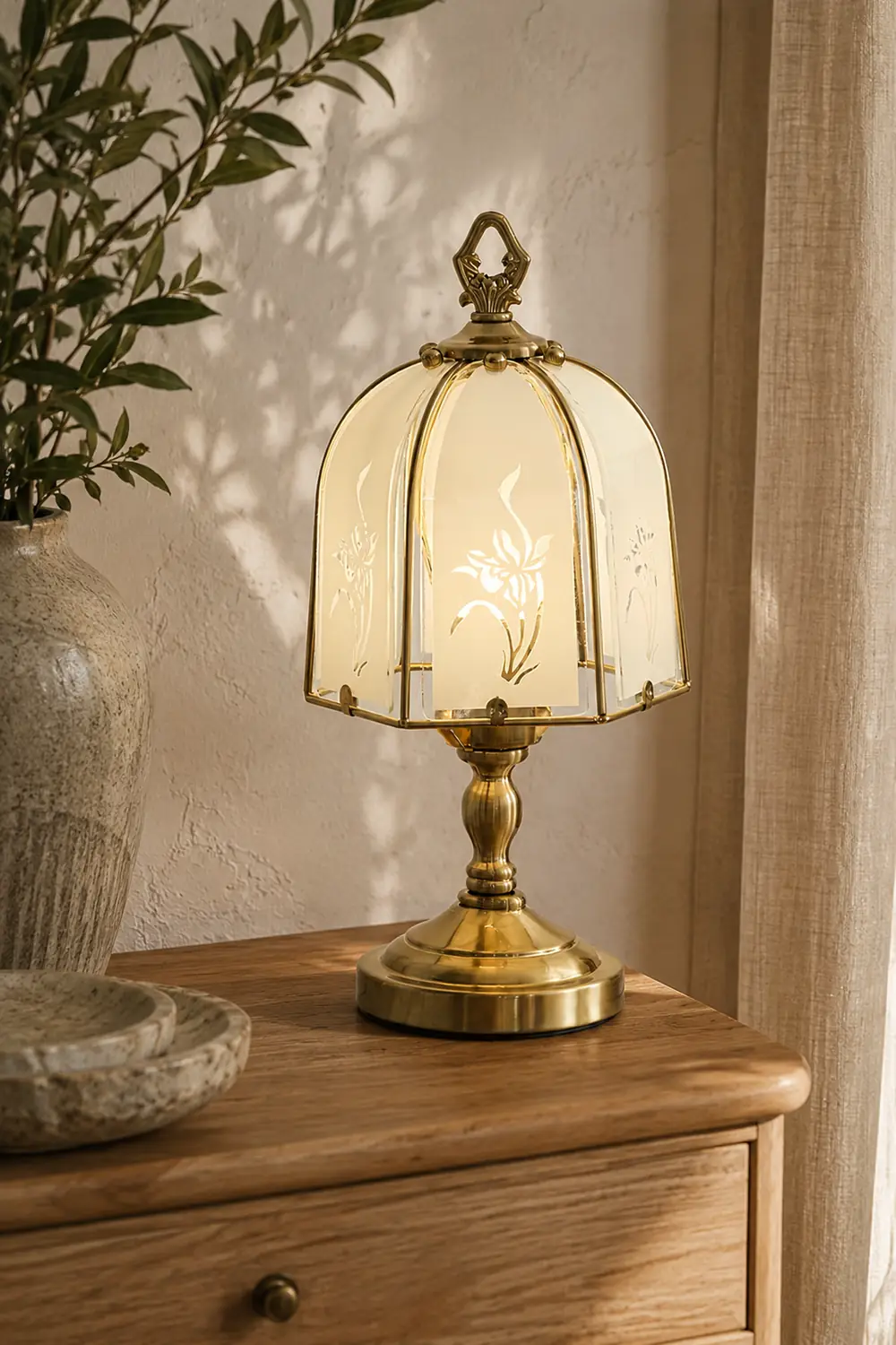 Orchid Glass Table Lamp - Lumpaz