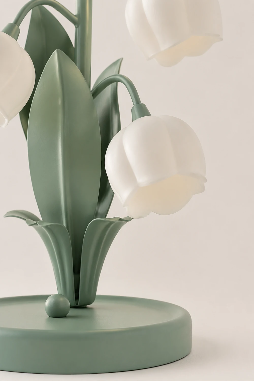 Bell Orchid Table Lamp - Lumpaz