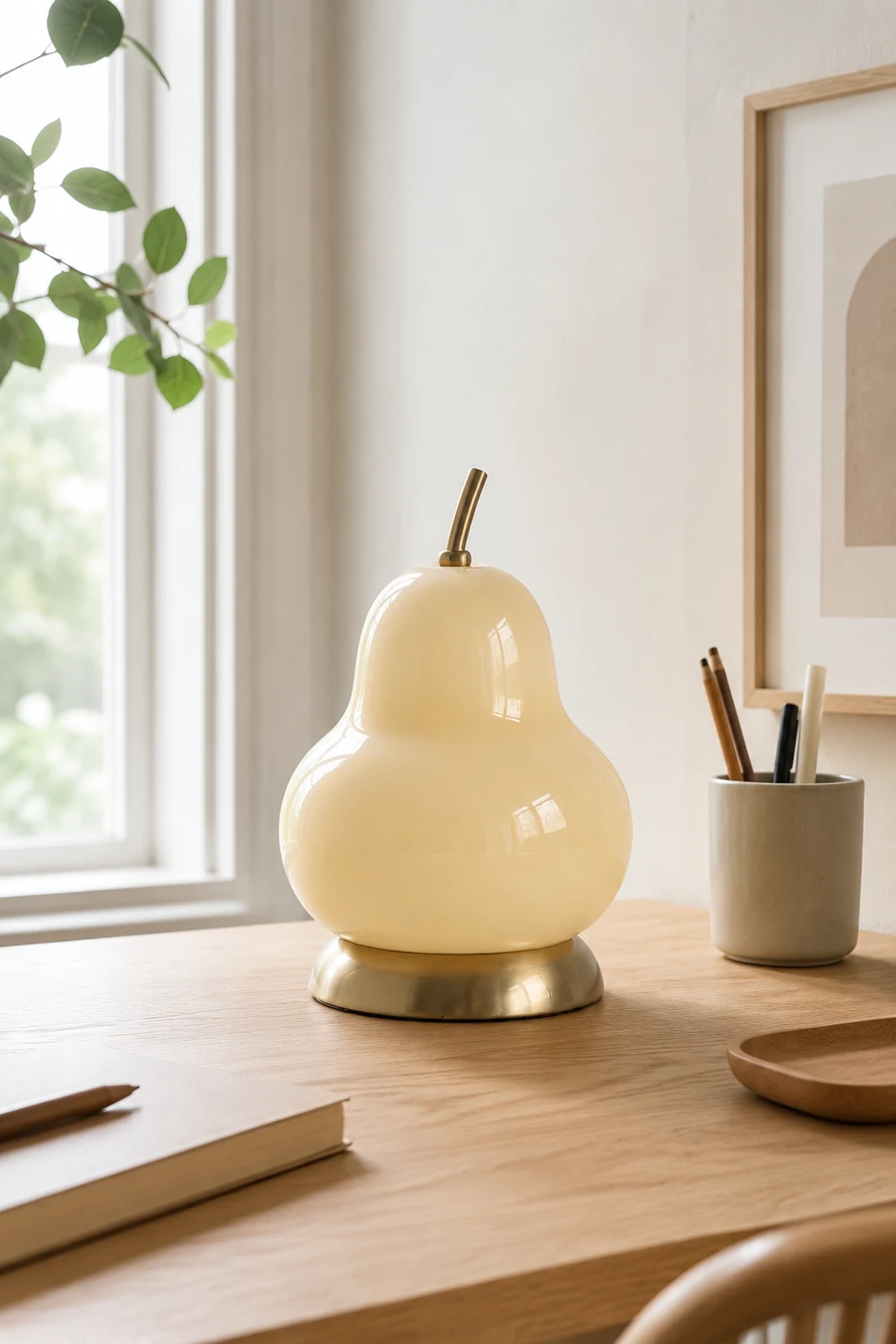Pear Glass Built-in Battery Table Lamp - Lumpaz
