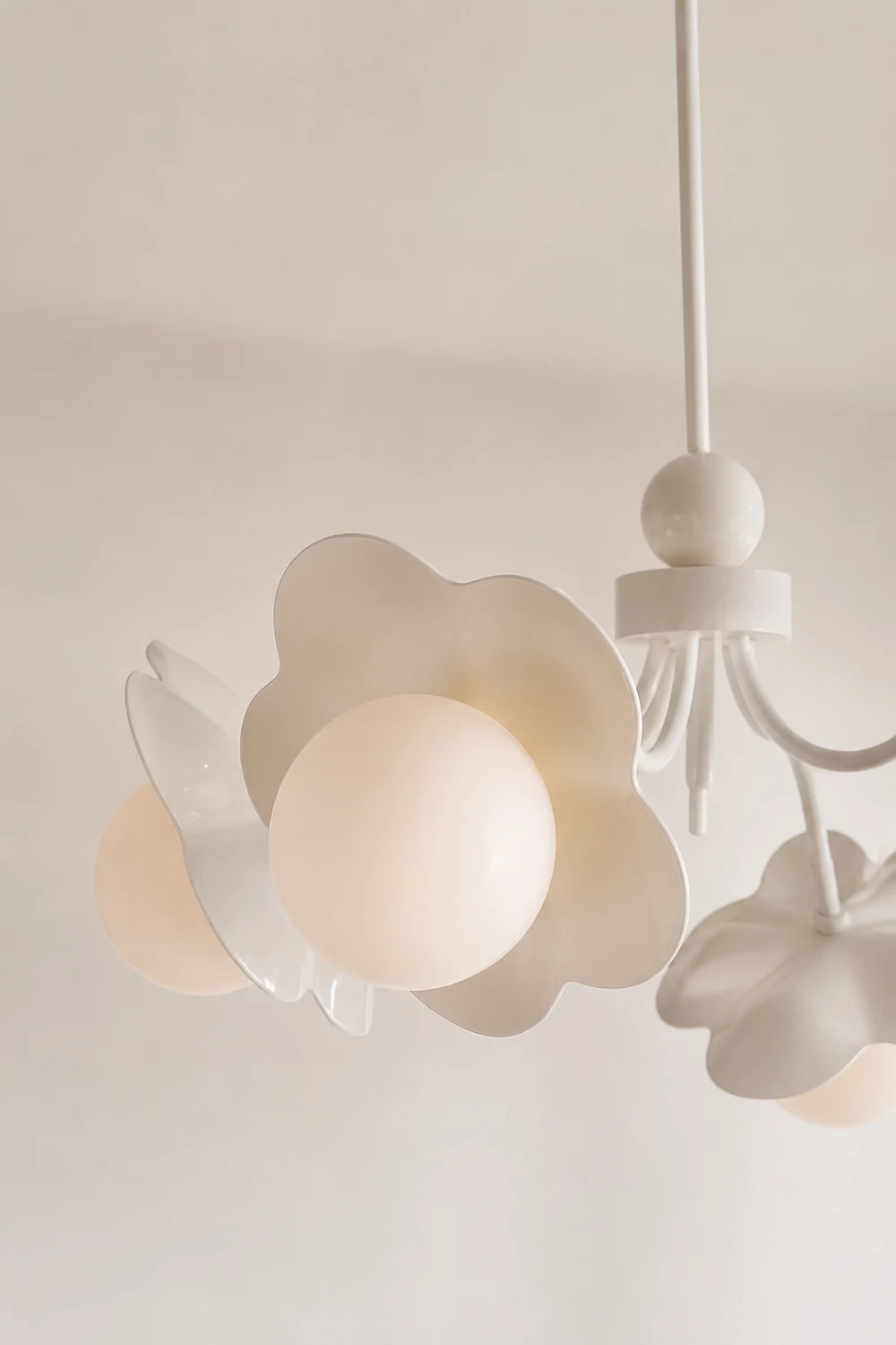 Acacia Chandelier - Lumpaz