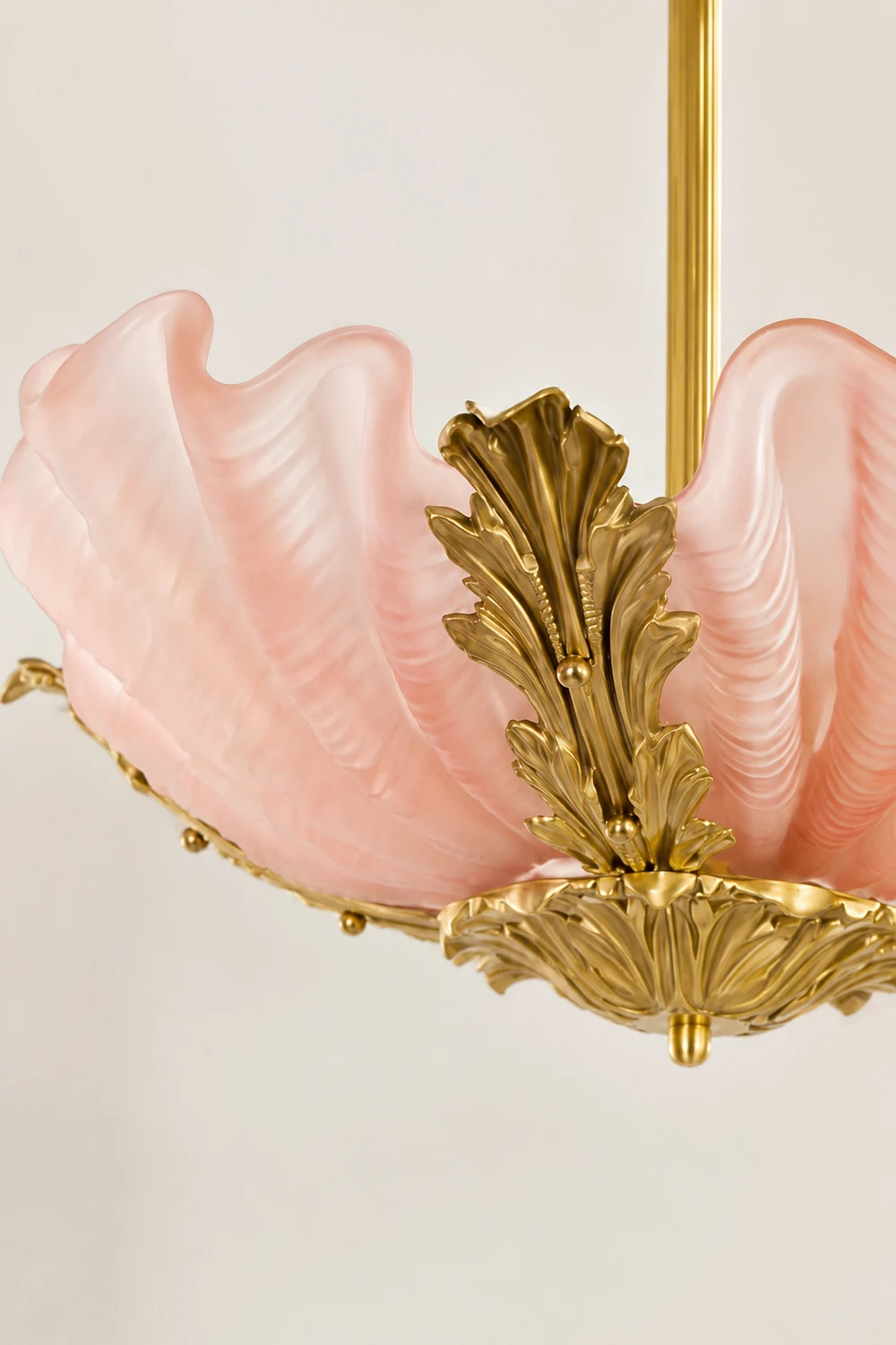 Fazzo Shell Chandelier - Lumpaz