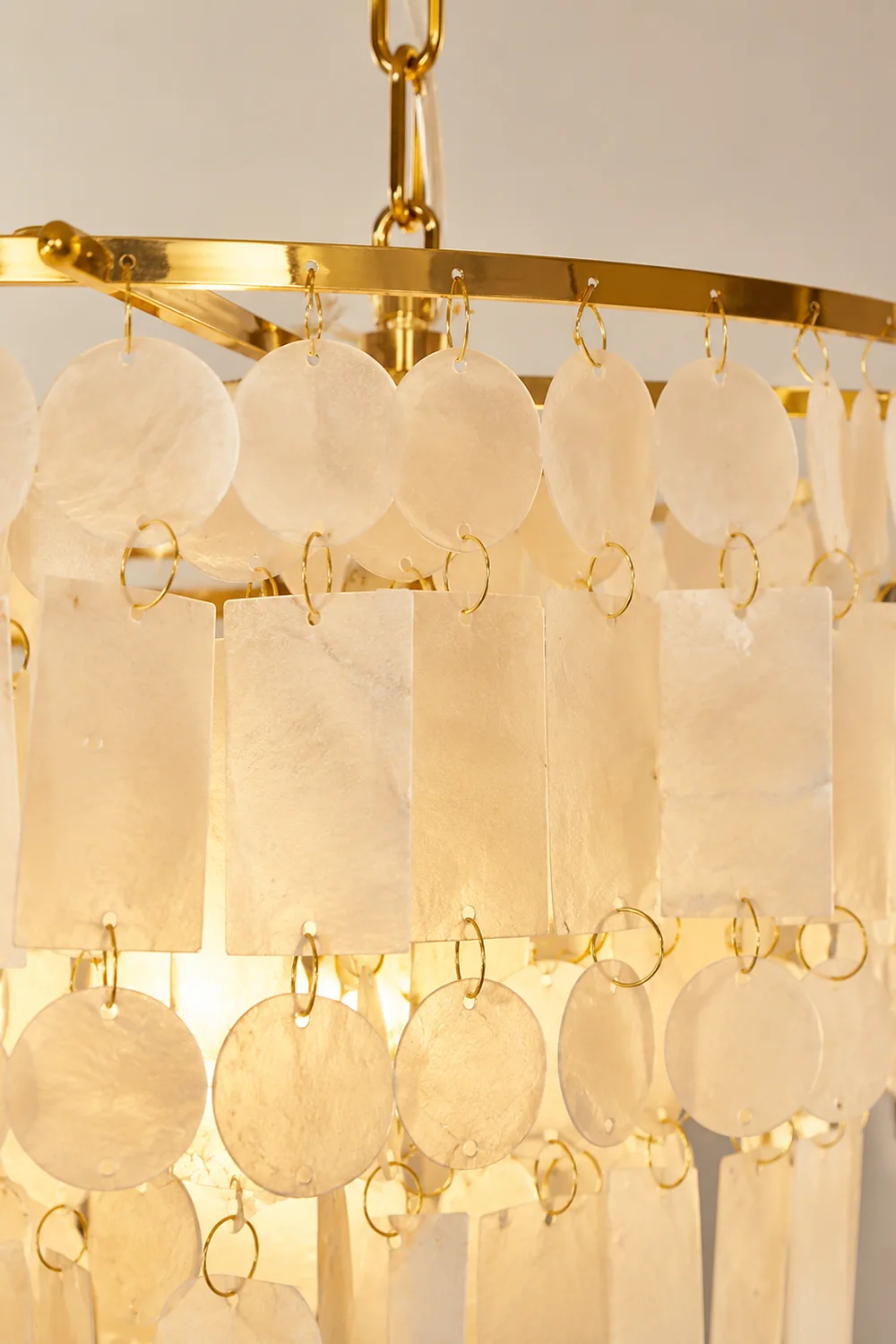 Capiz Shell Chandelier - Lumpaz