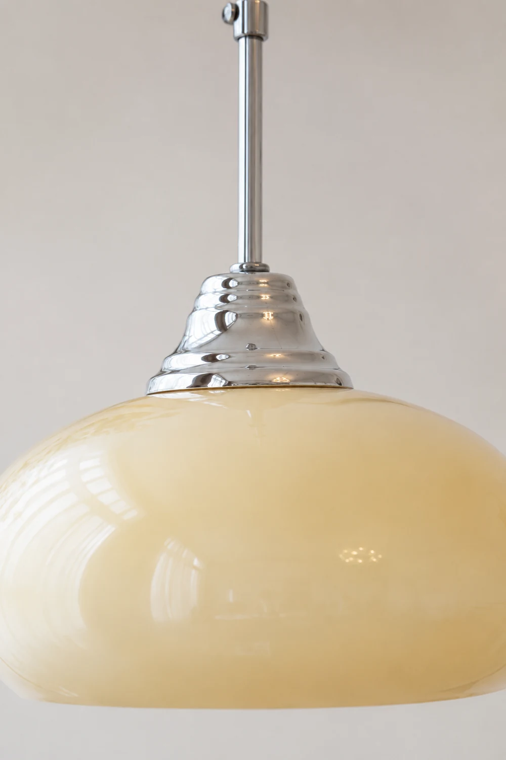 Cream Bell Pendant Lamp - Lumpaz