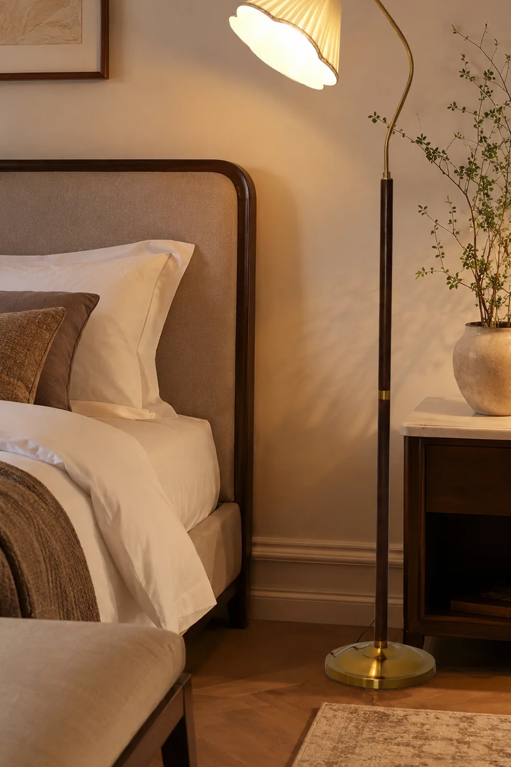 Florentine Fabric Floor Lamp - Lumpaz