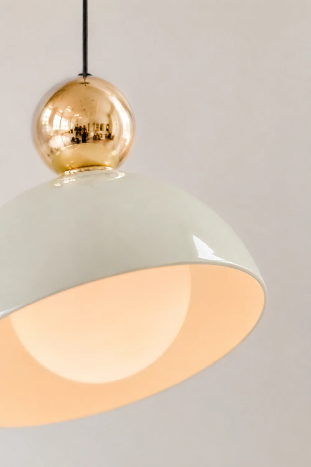 Modern Eco-Friendly LED Pendant Light - Lumpaz