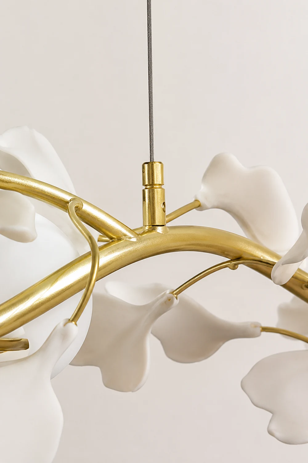 Gingko Glass Chandelier - Lumpaz