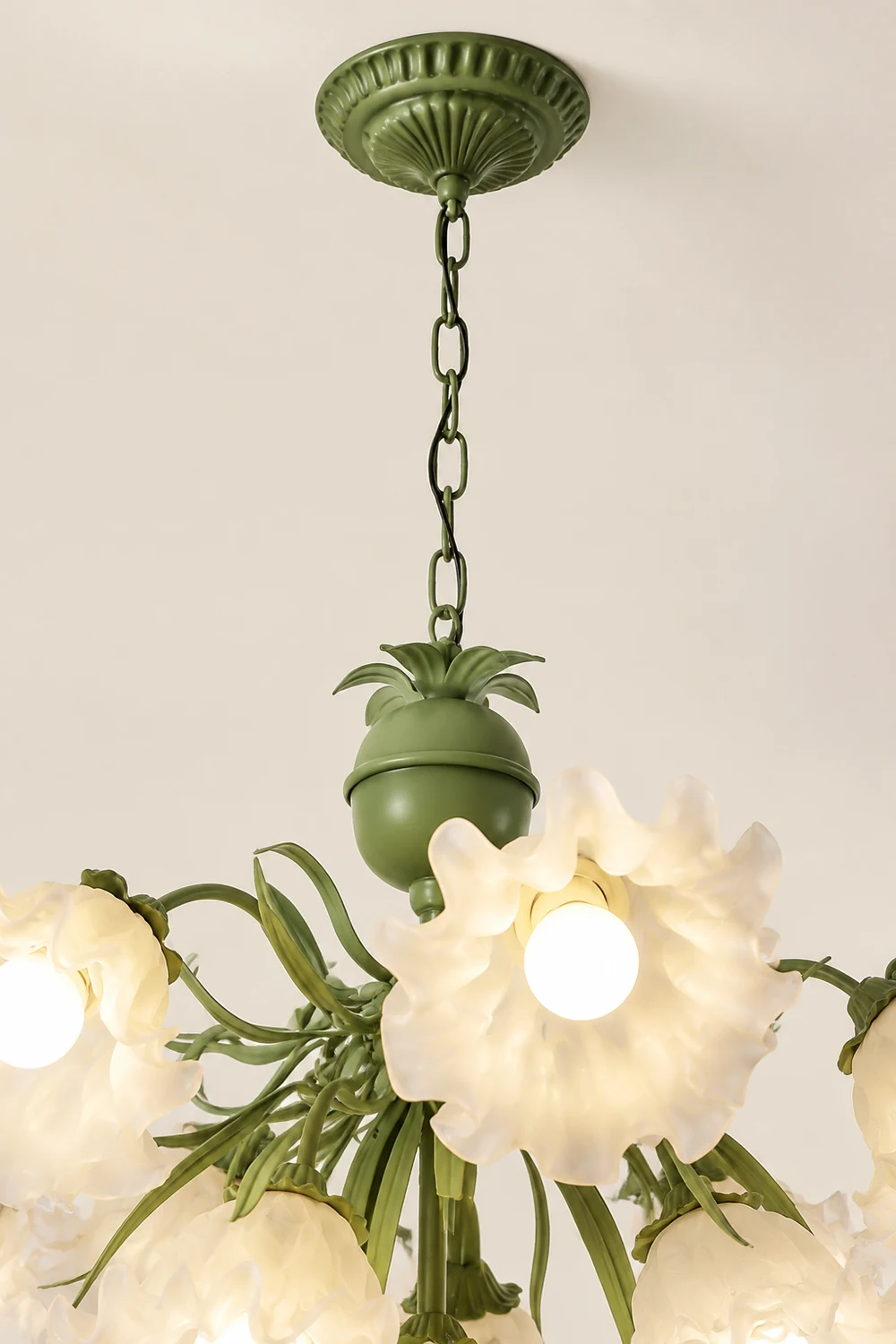 Tole Chandelier - Lumpaz