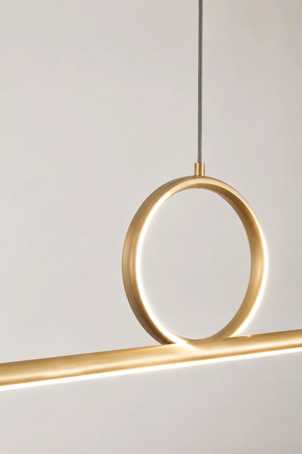 Centre Loop Linear Pendant Lamp - Lumpaz