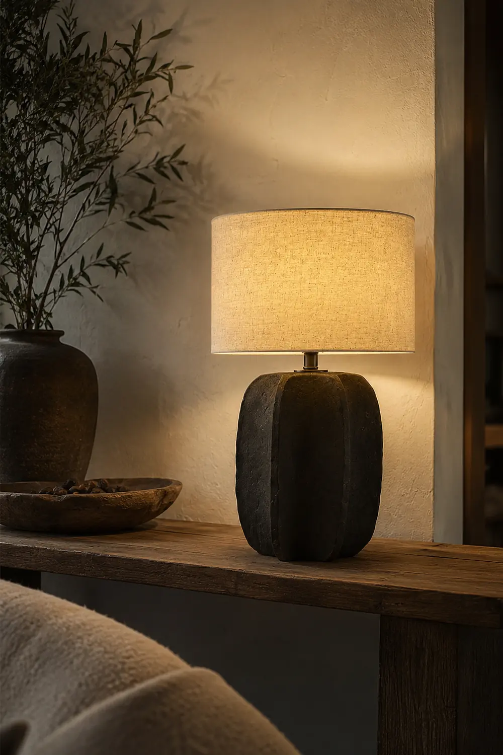 Torso Table Lamp - Lumpaz