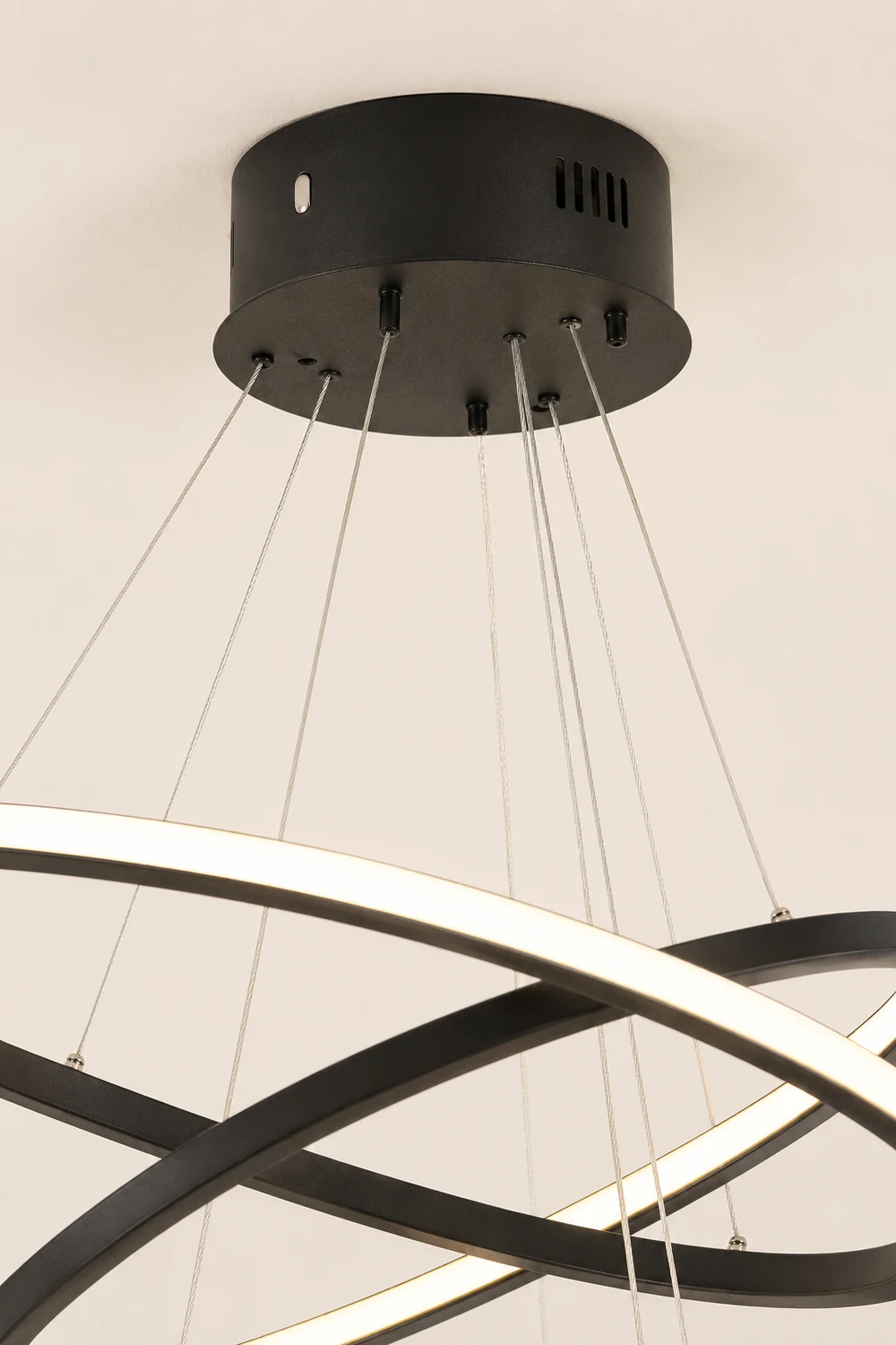 Floating Ring Chandelier - Lumpaz