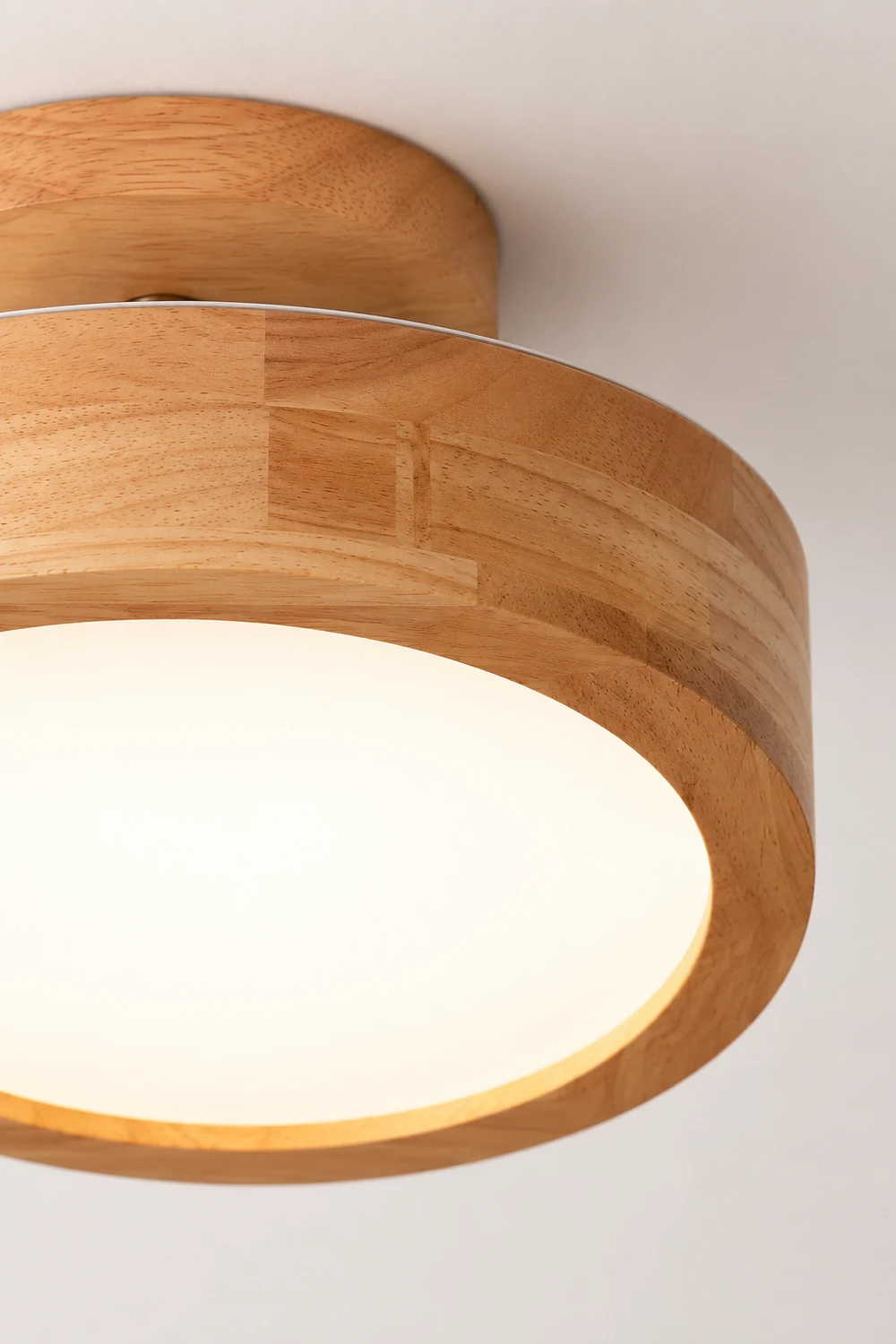 Contemporary Wood Round Flush Mount LED Ceiling Light - Lumpaz