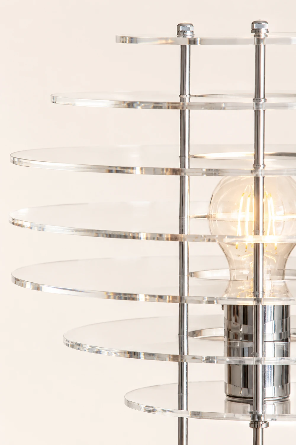 Saturn Chrome Table Lamp - Lumpaz