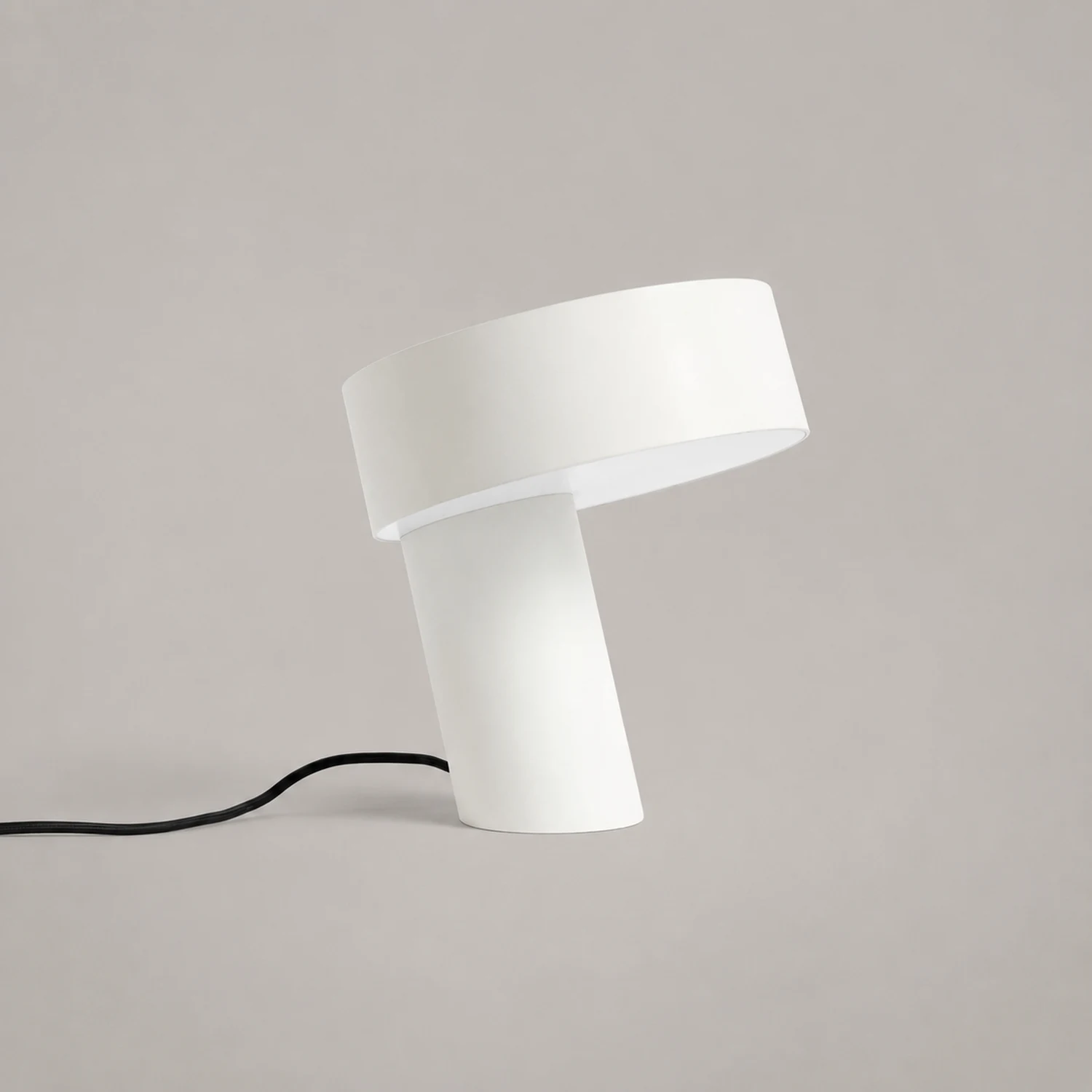 Slant Table Lamp - Lumpaz