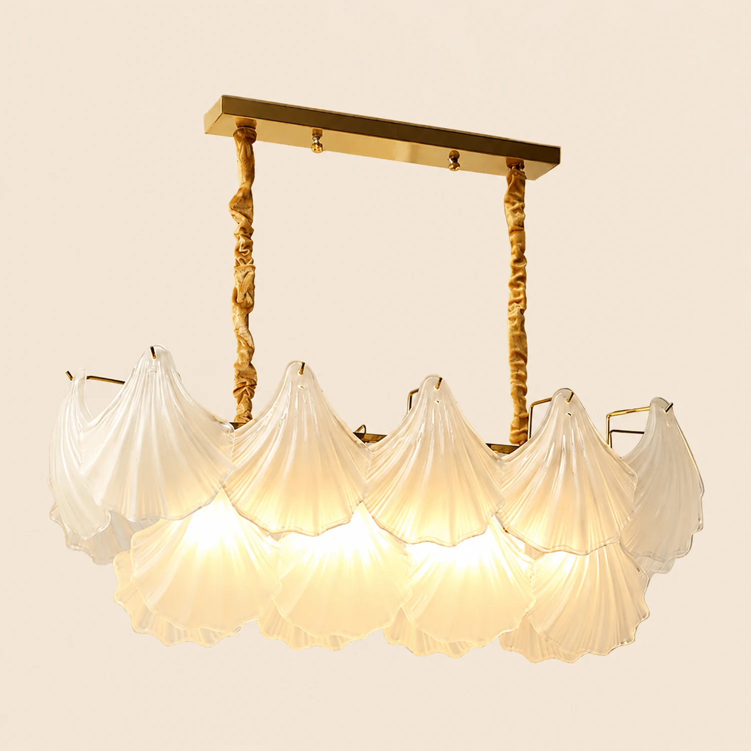 Scallop Shell Chandelier - Lumpaz