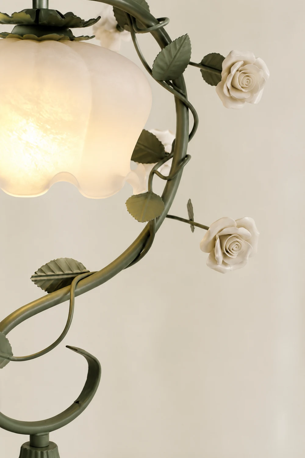 Aeyee Table Lamp - Lumpaz