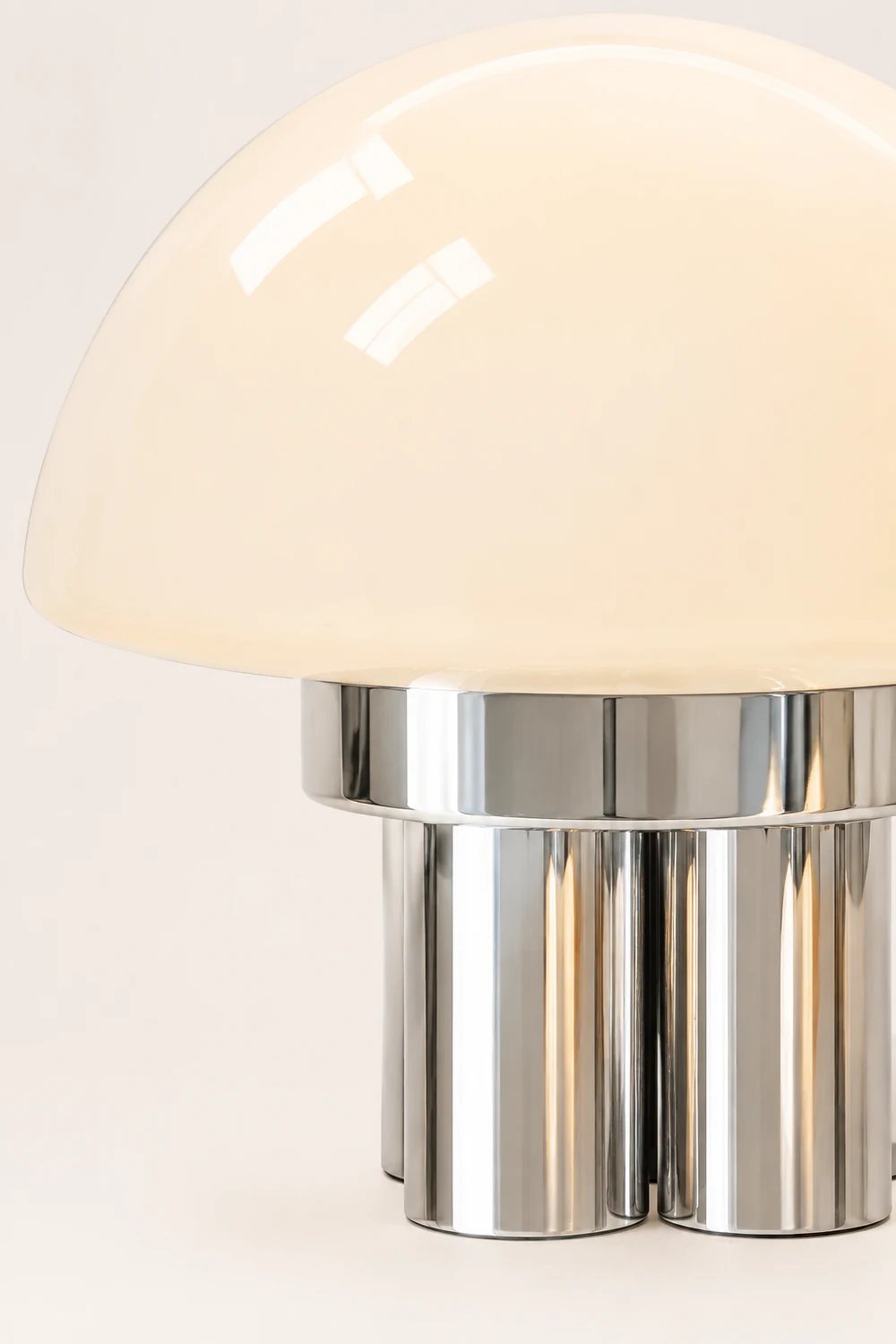 Magnolia Table Lamp - Lumpaz