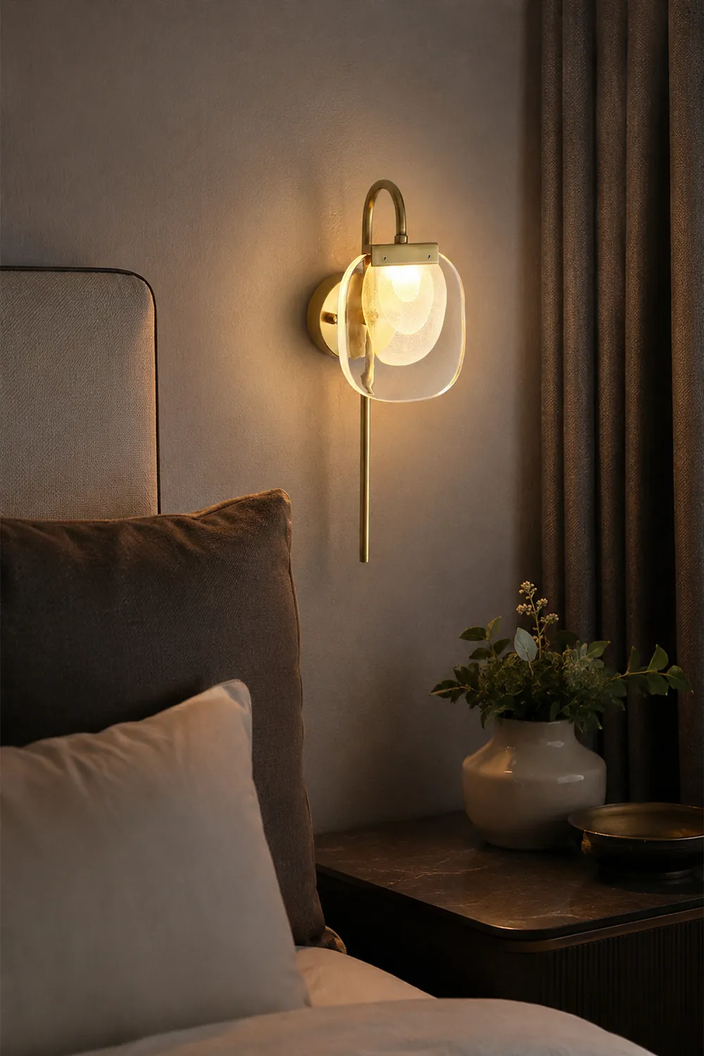 Satin Wall Lamp - Lumpaz