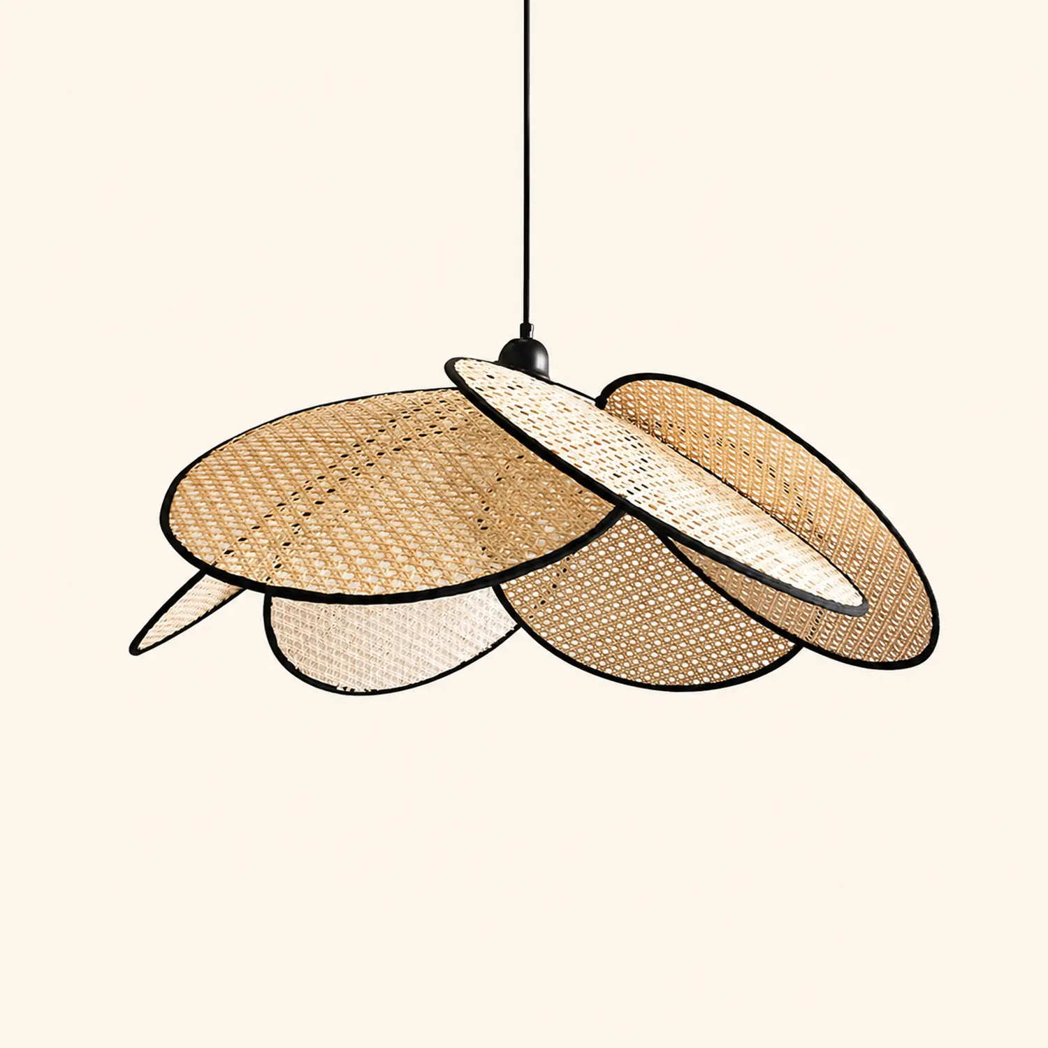 Campbell Rattan Pendant Lamp - Lumpaz