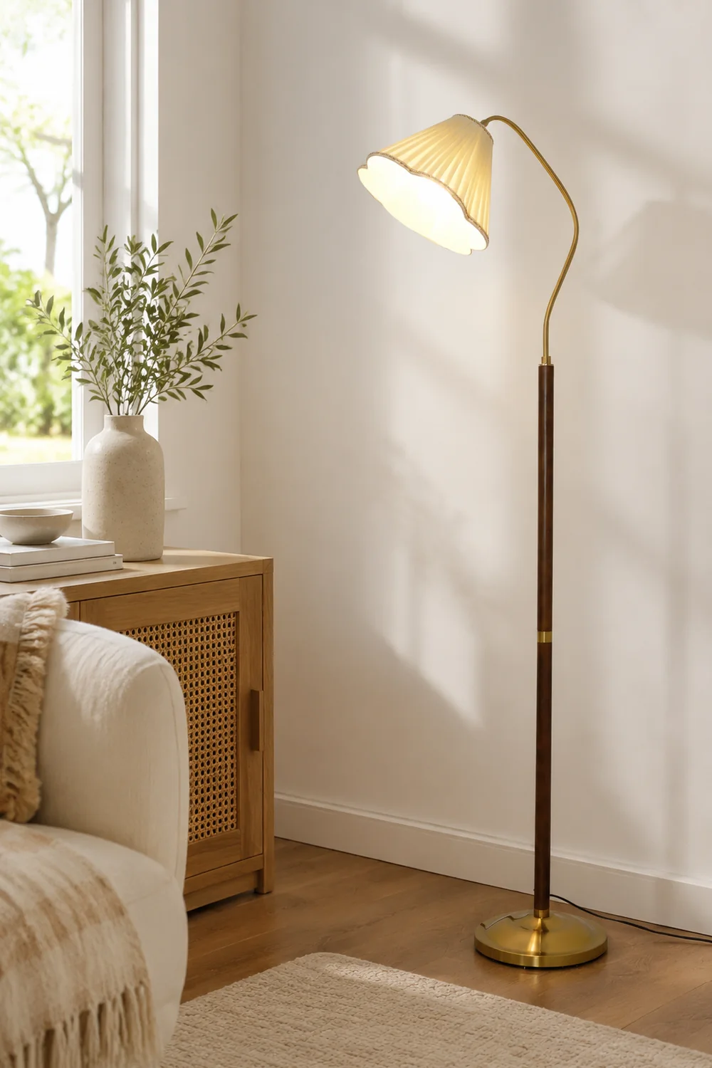 Florentine Fabric Floor Lamp - Lumpaz