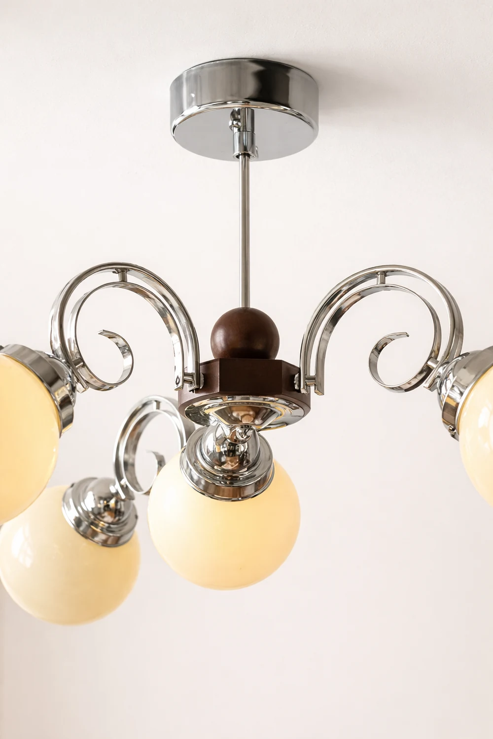 Kotter Cream Chandelier - Lumpaz