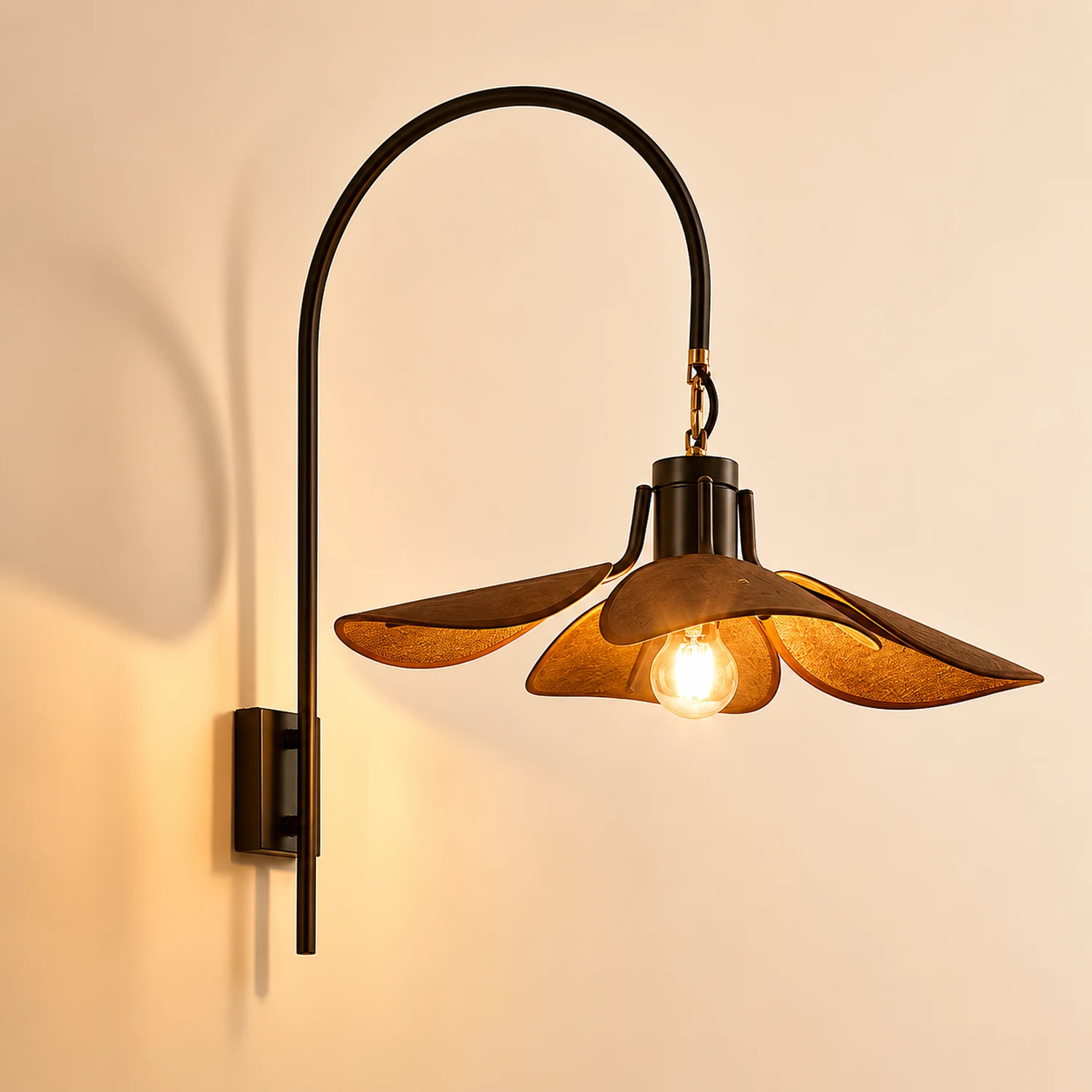 Riankh Plug In Wall Lamp - Lumpaz