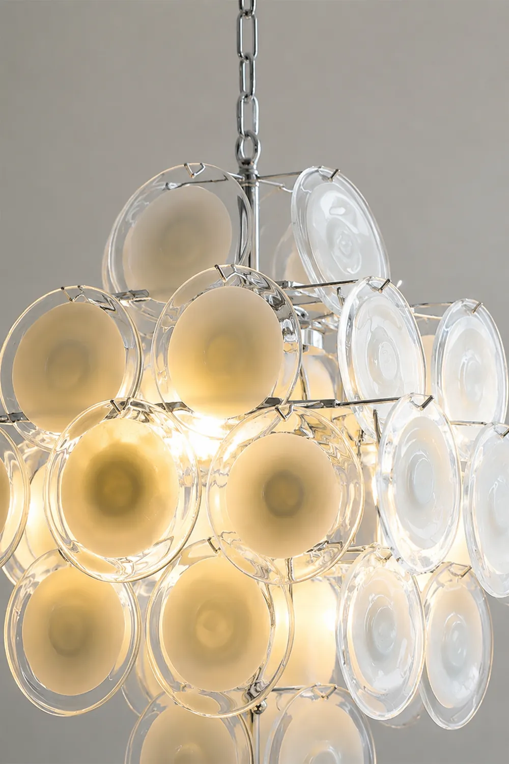 Medallion Glass Chandelier - Lumpaz