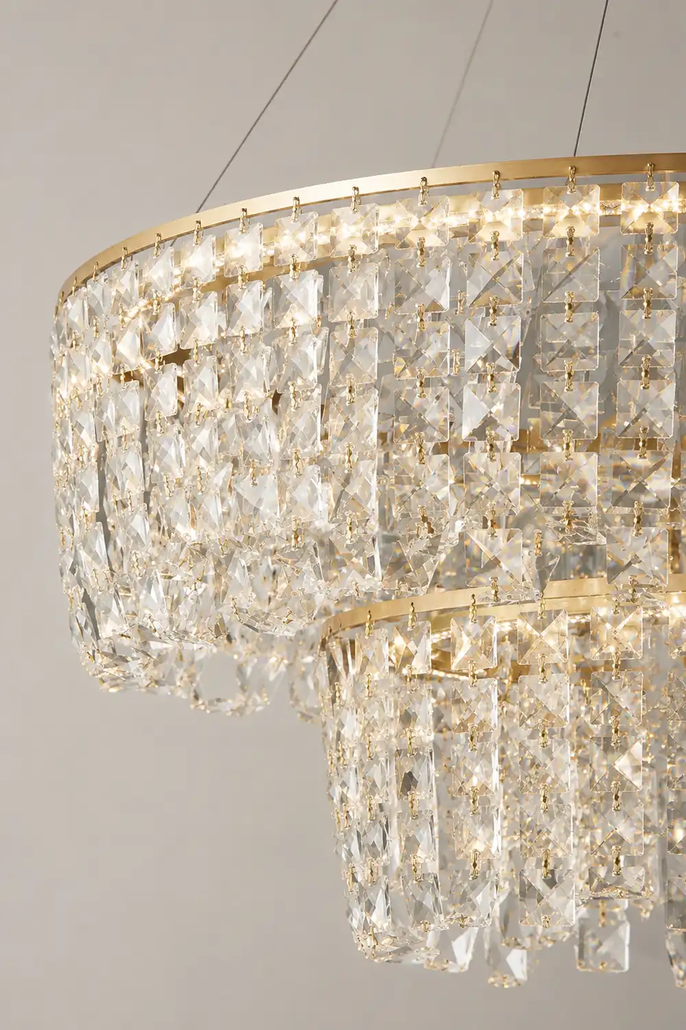 Emory Brass Chandelier - Lumpaz