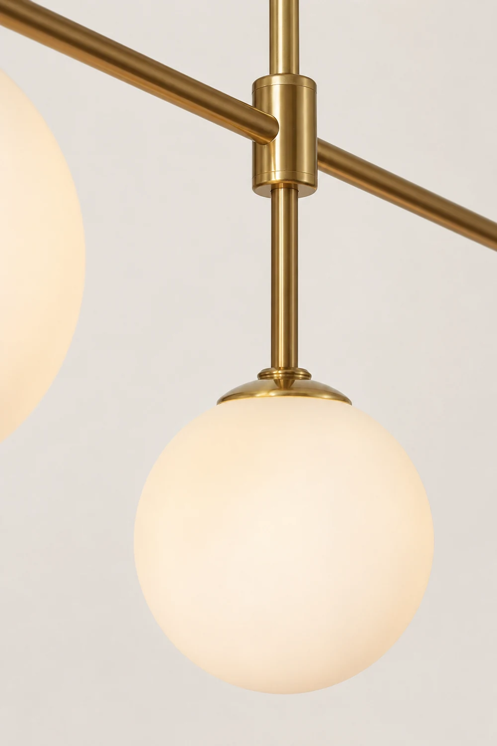 Brass Globe Chandelier - Lumpaz