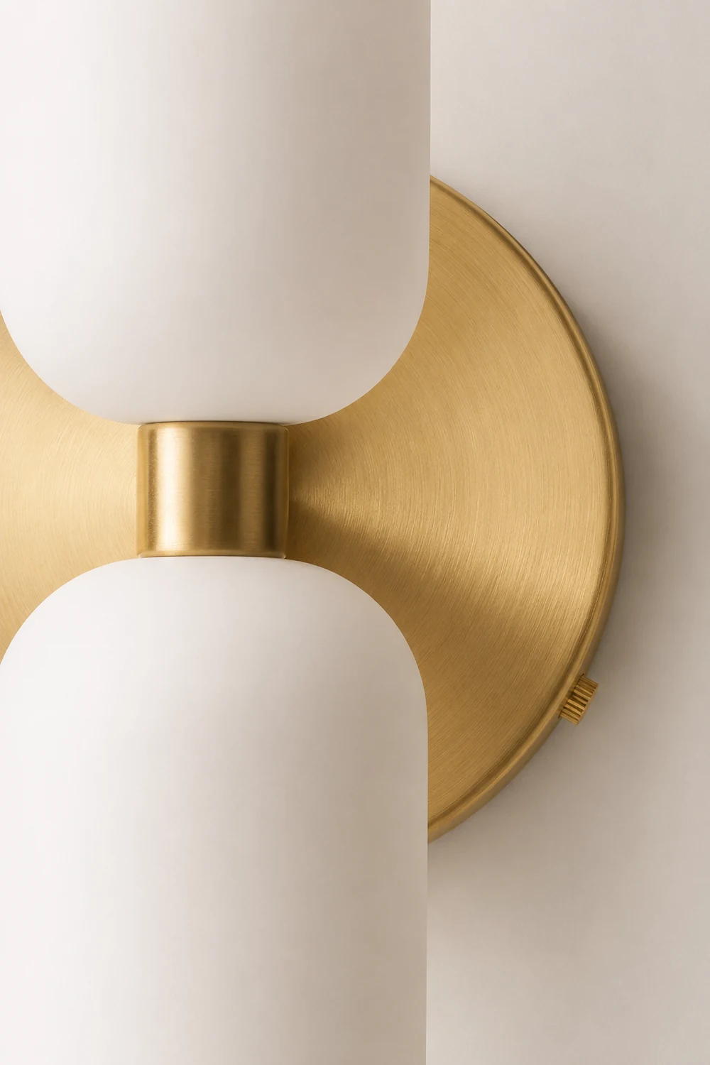 Creamy Double Head Plug-in Wall Light - Lumpaz