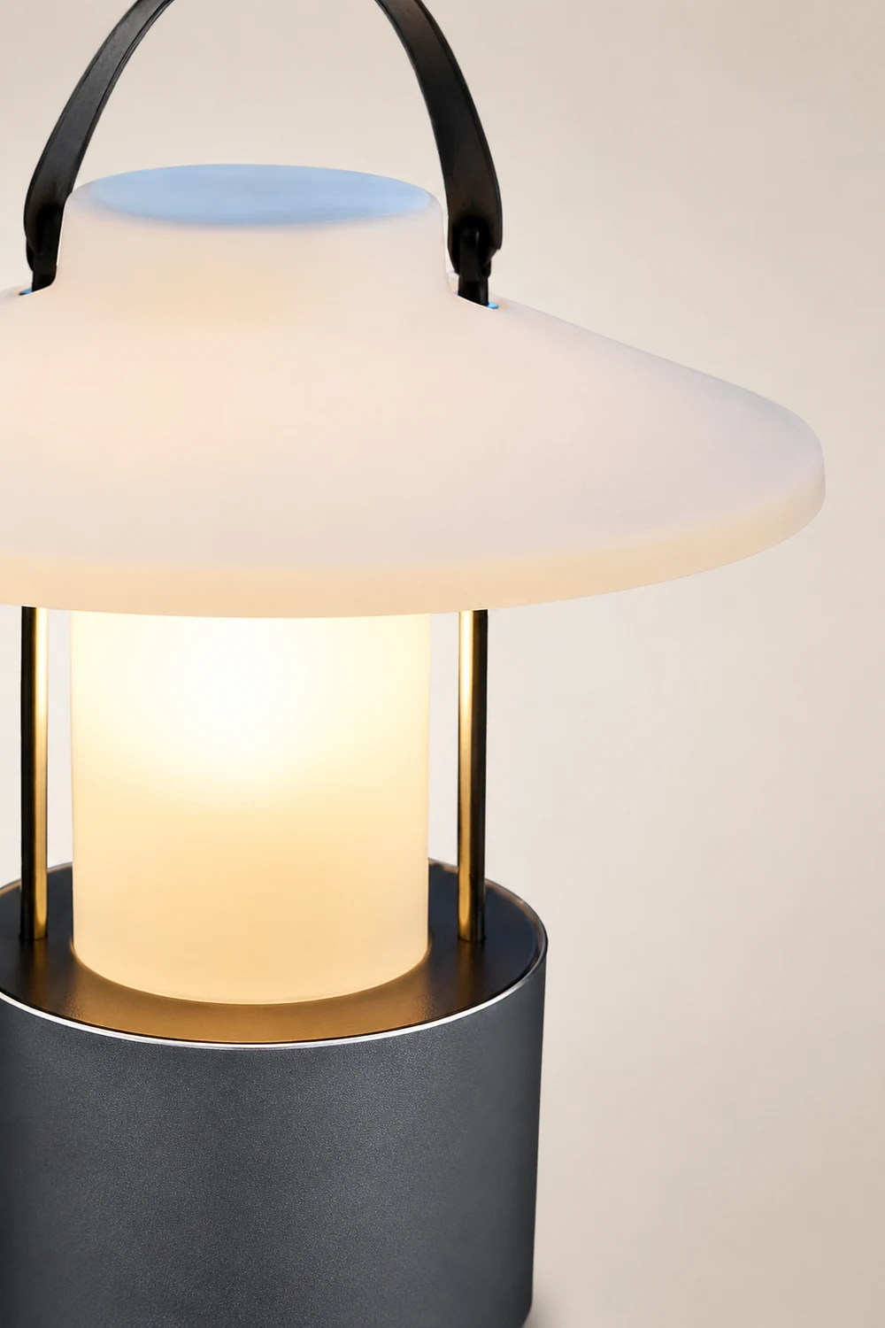 Claro Outdoor Built-in Battery Table Lamp - Lumpaz