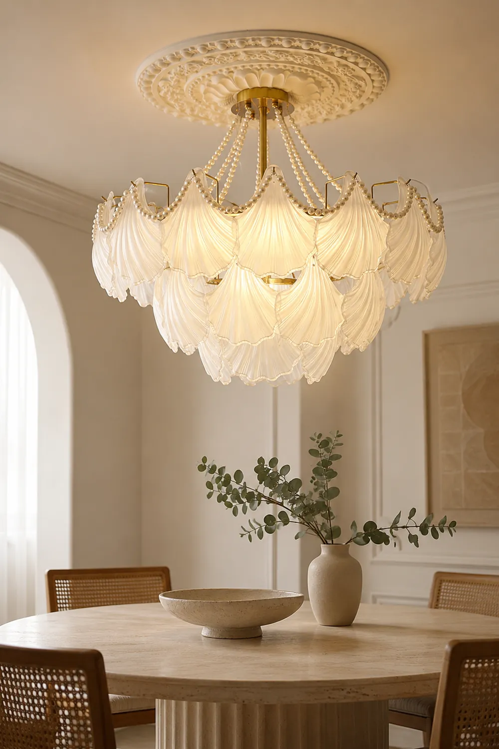 Scallop Shell Chandelier - Lumpaz