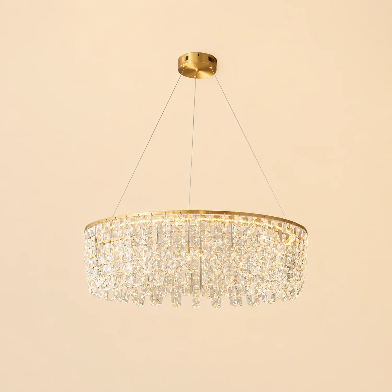 Emory Brass Chandelier - Lumpaz