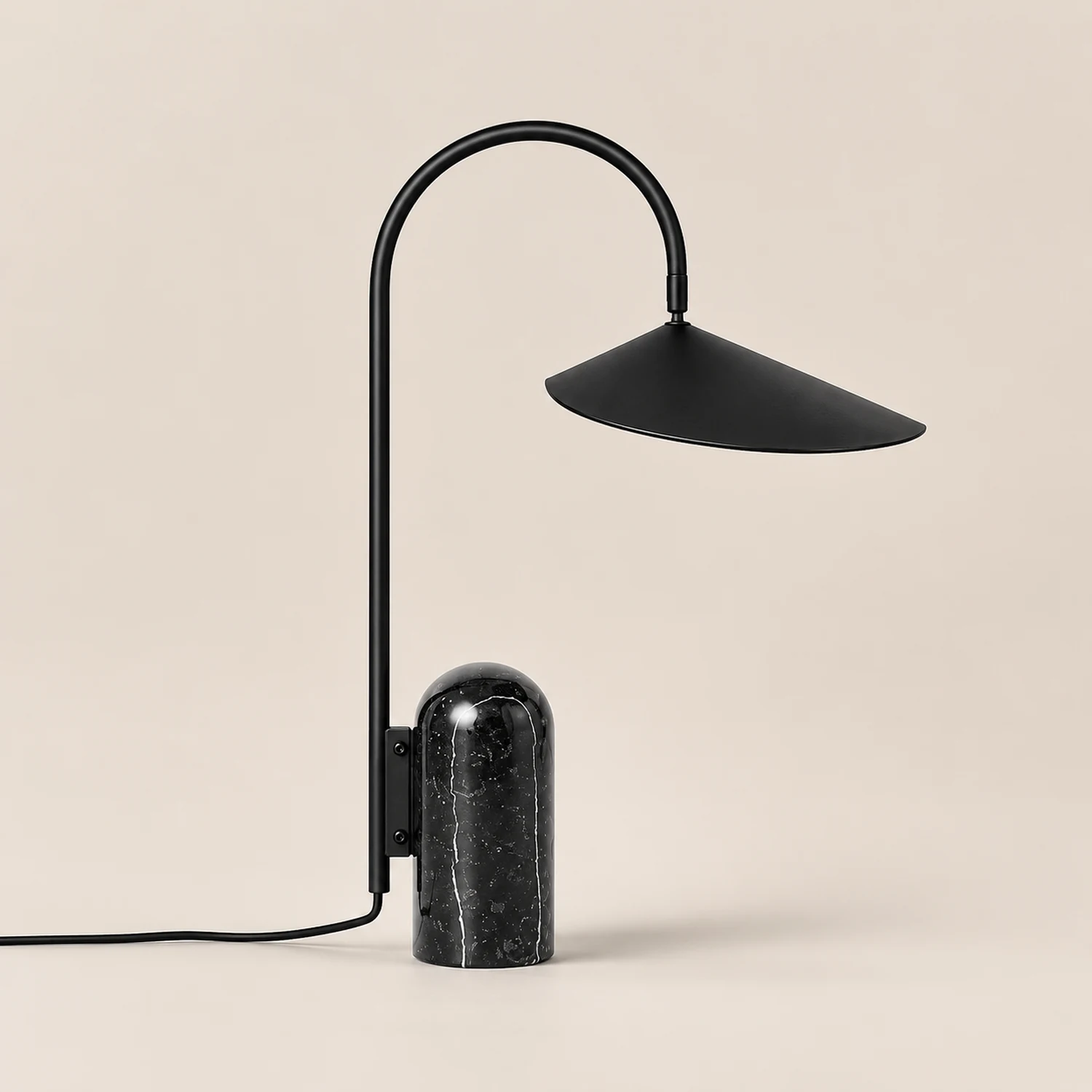 Arum Table Lamp - Lumpaz
