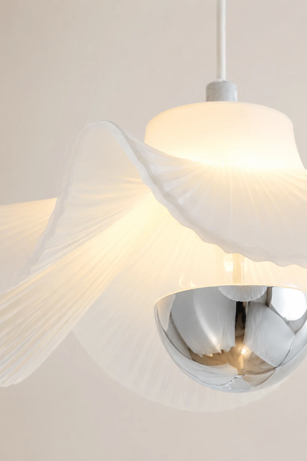 Pleated Pendant Lamp - Lumpaz