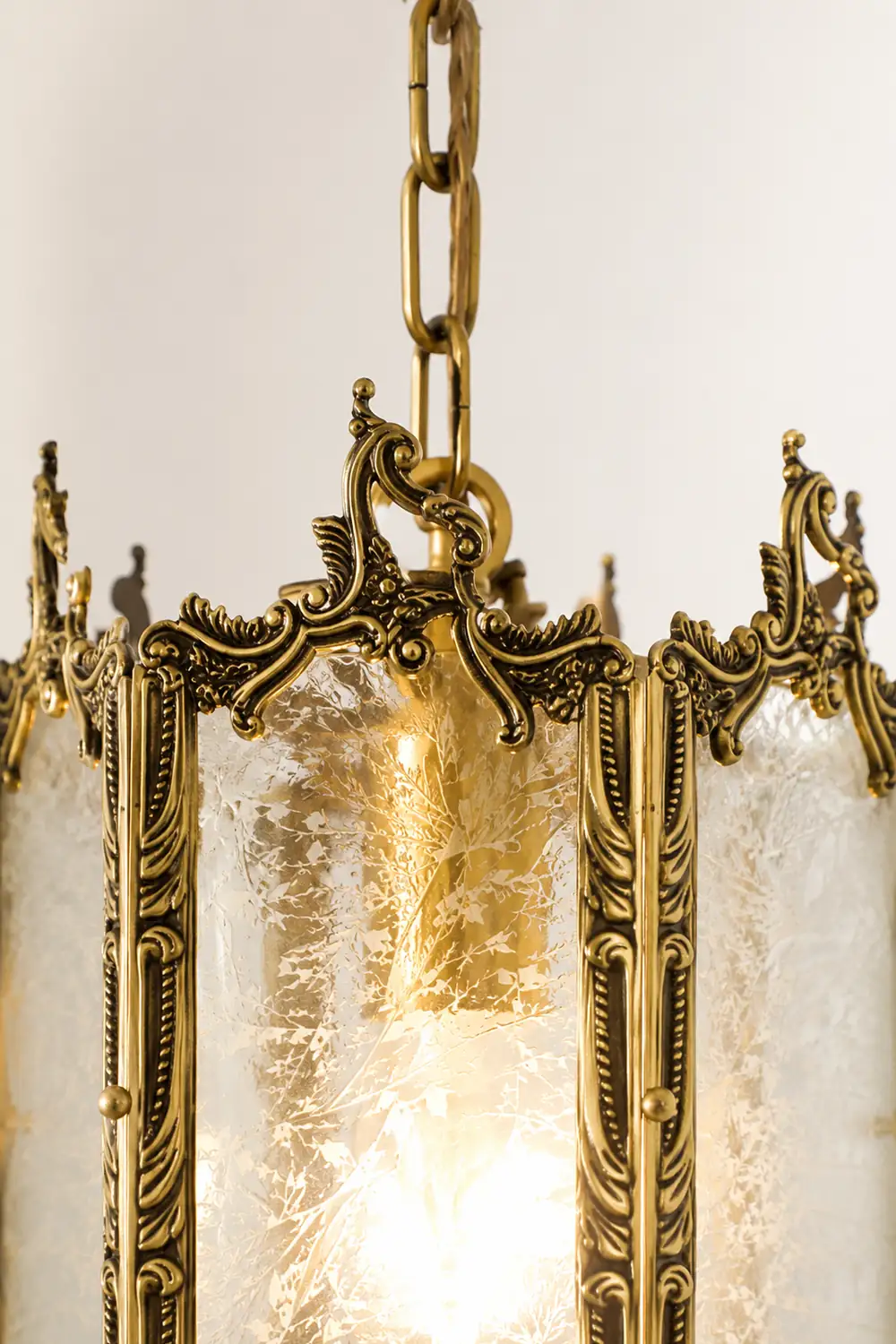 Gorgeous Brass Lantern Pendant Lamp - Lumpaz