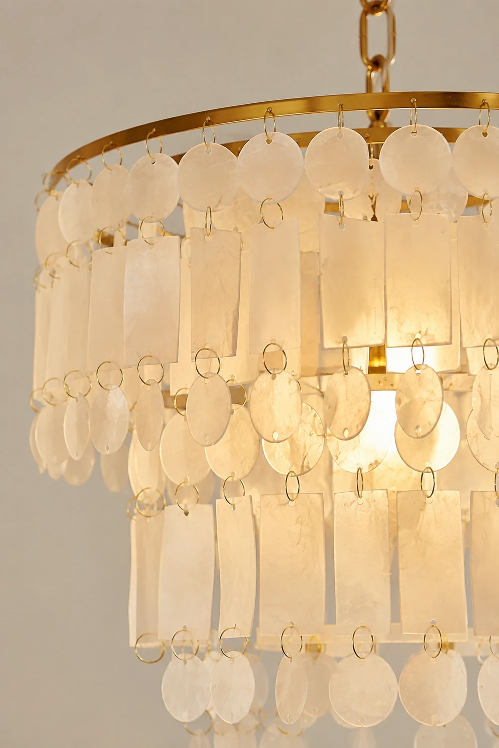 Capiz Shell Chandelier - Lumpaz