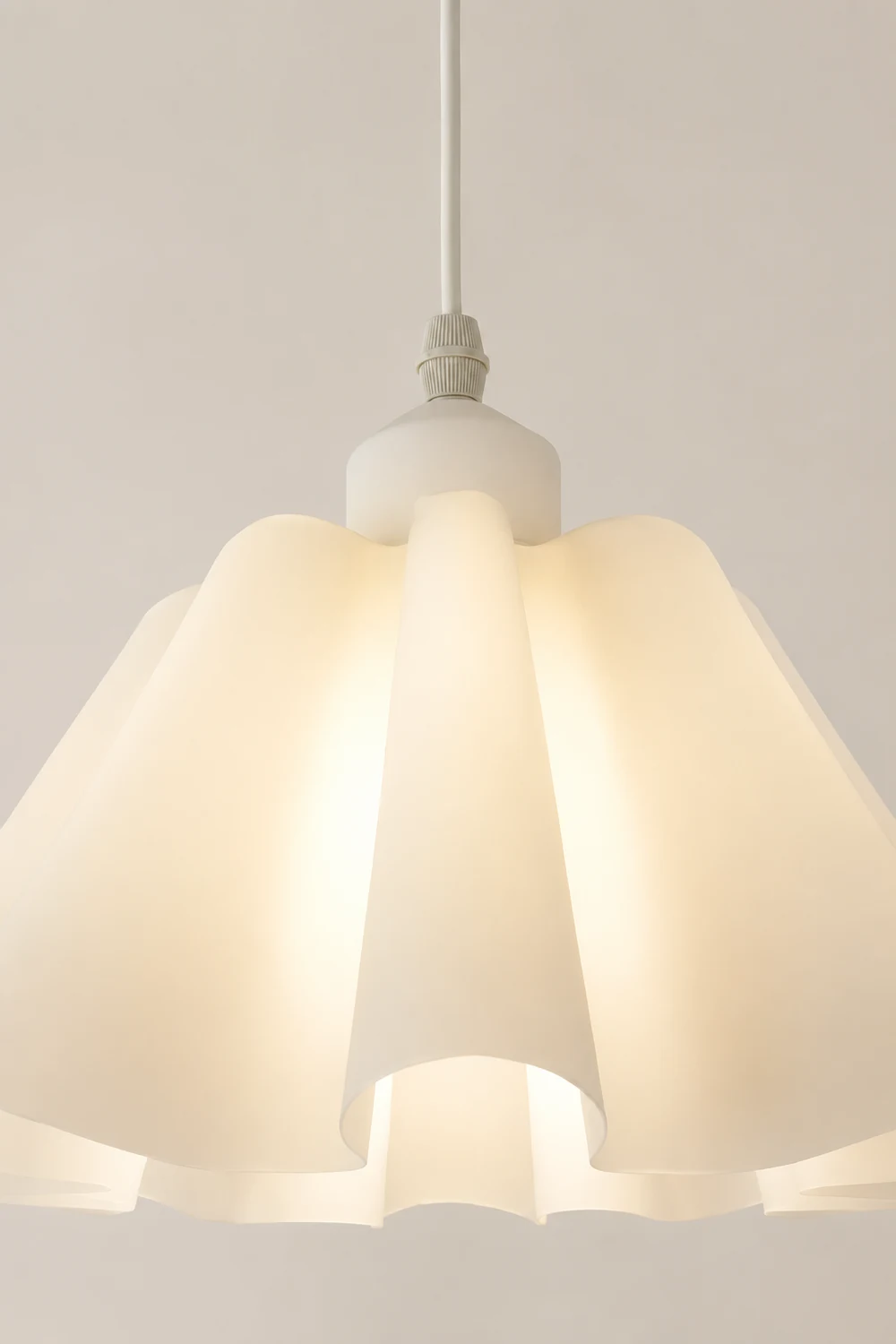 Danish Pleated Pendant Lamp - Lumpaz