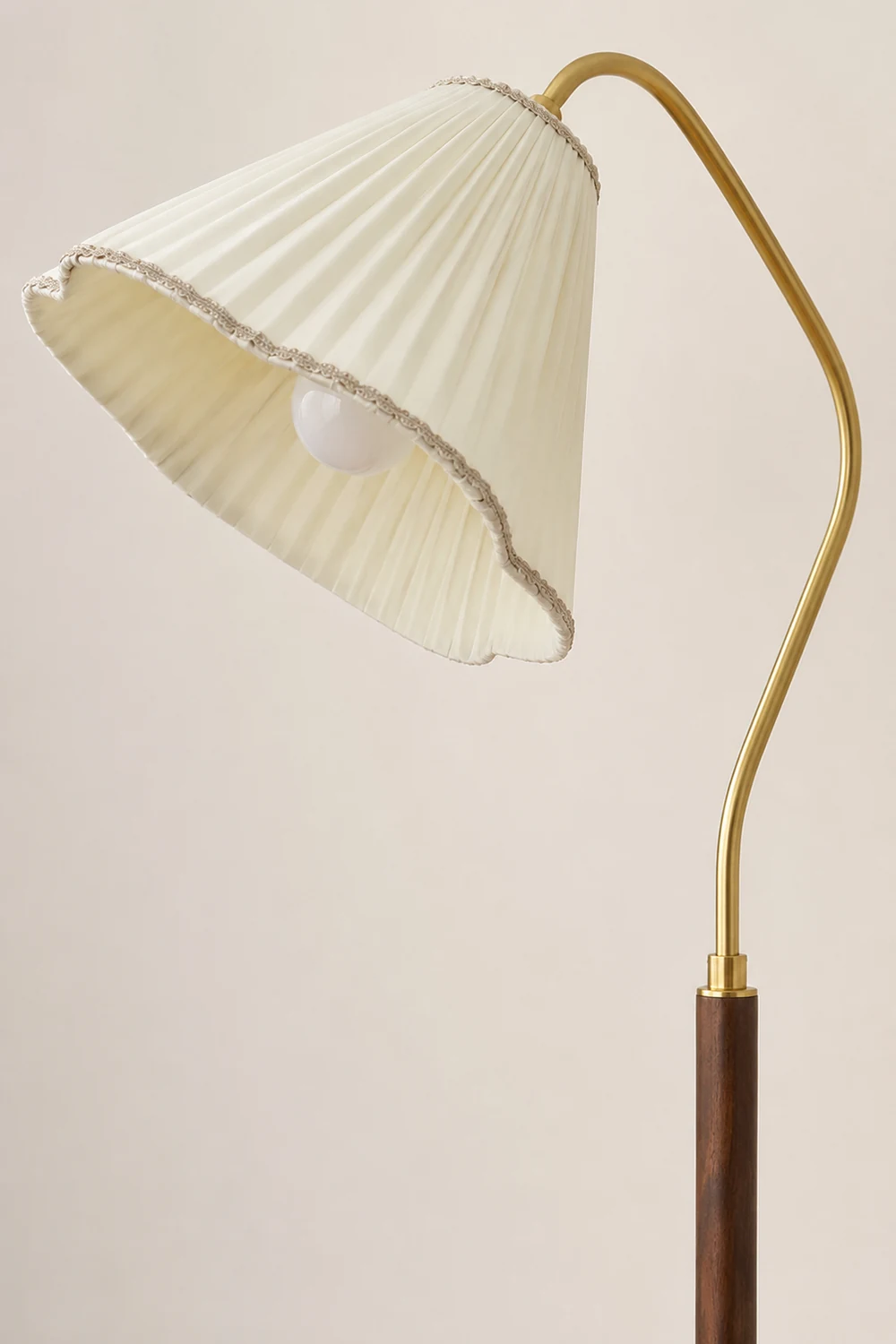 Florentine Fabric Floor Lamp - Lumpaz