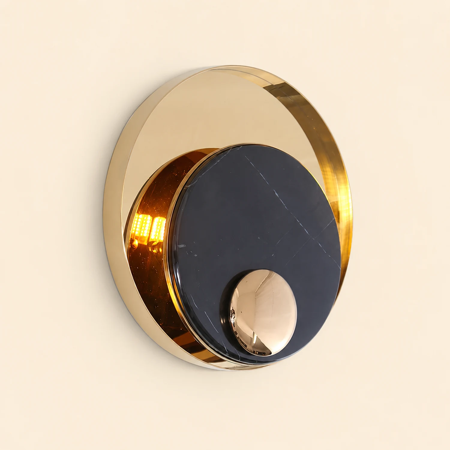 Metamorphosis Wall Lamp - Lumpaz