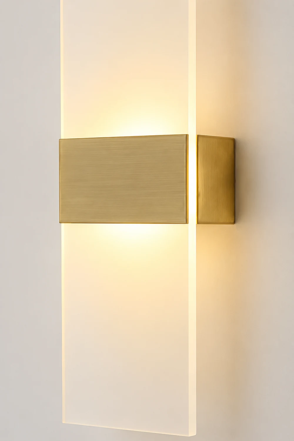 Jenks Wall Lamp - Lumpaz