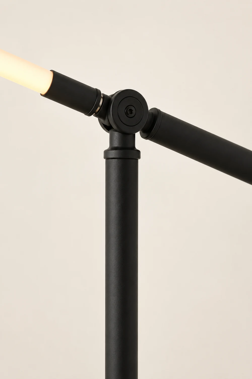 Agena Table Lamp - Lumpaz