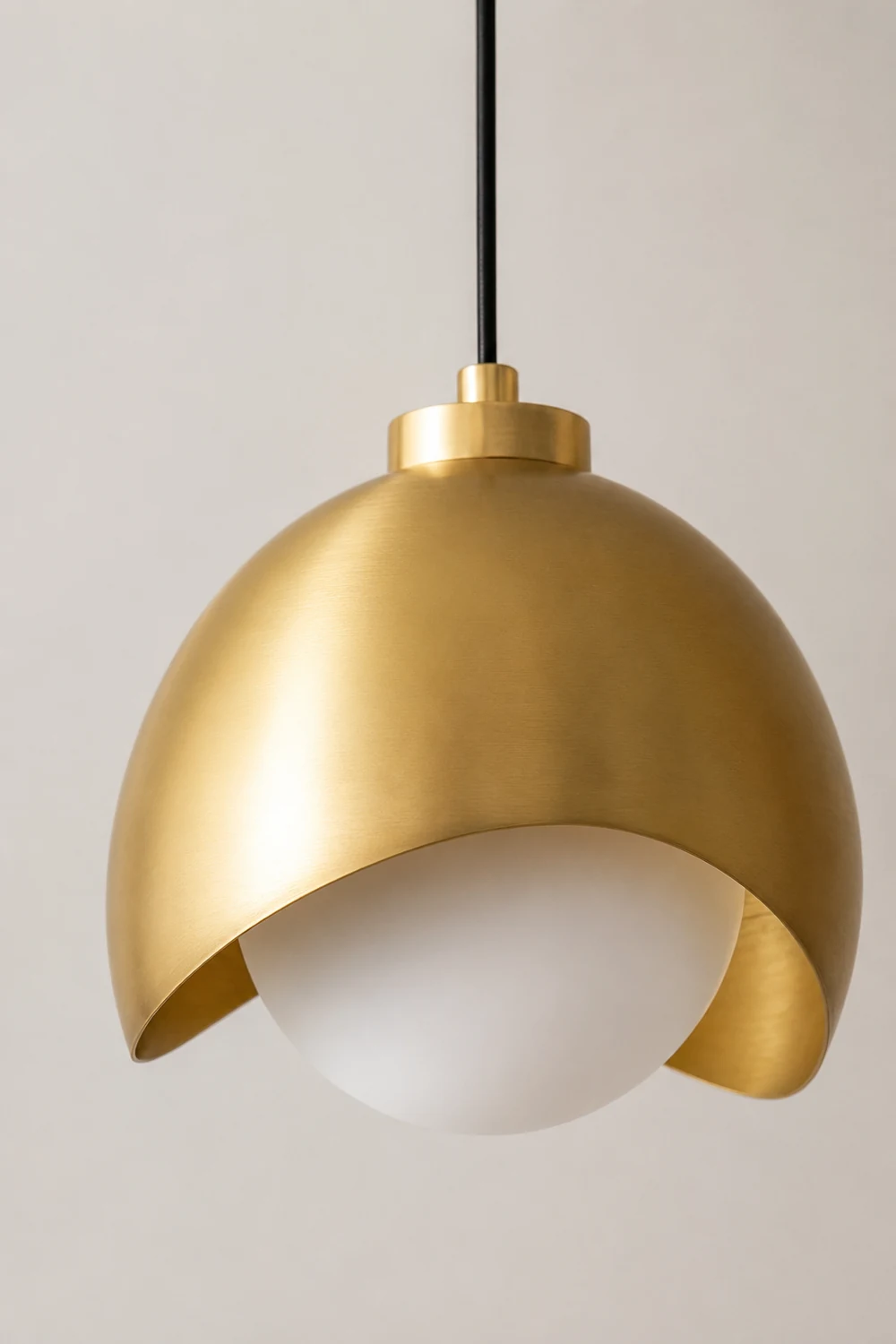 Helmet Pendant Lamp - Lumpaz