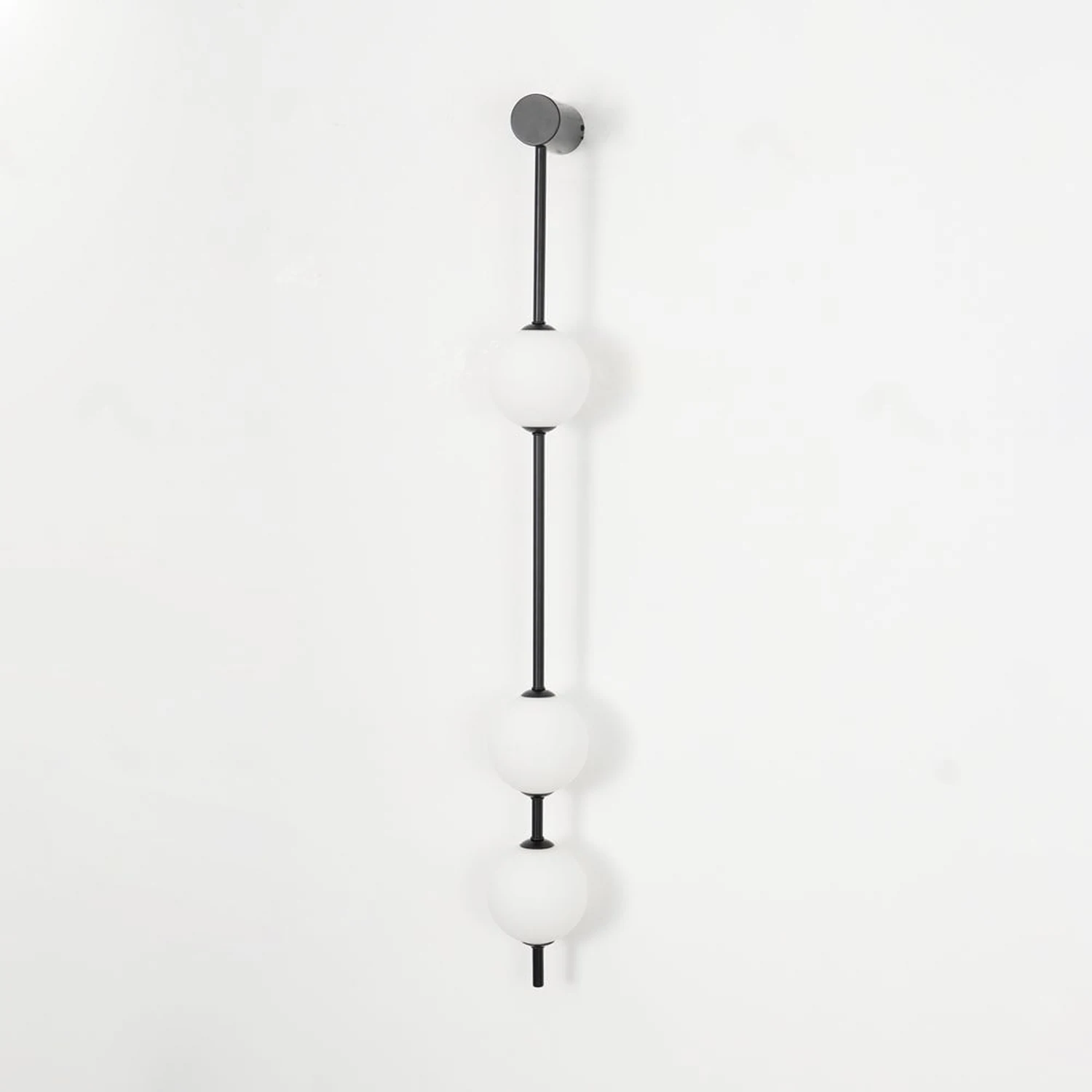 Vertical Balls Wall Lamp - Lumpaz