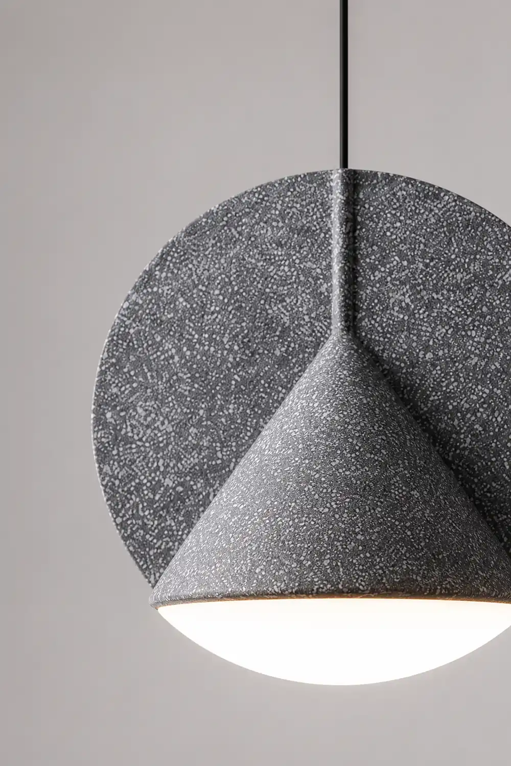 Ossa Resin Pendant Lamp - Lumpaz